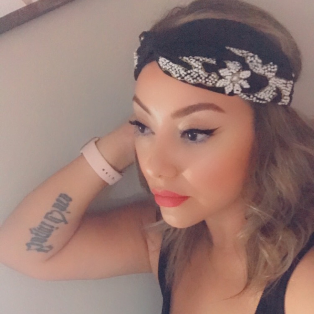 Meet your Posher, Wendy